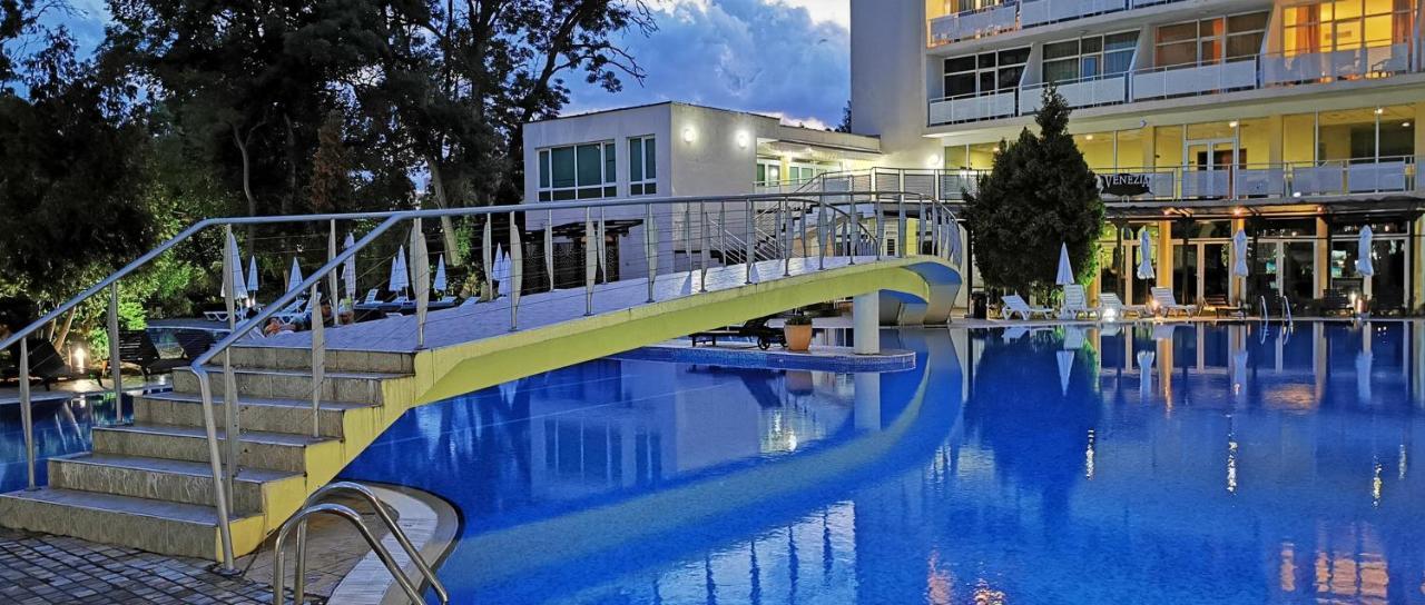 Hotel Grand Oasis Sunny Beach
