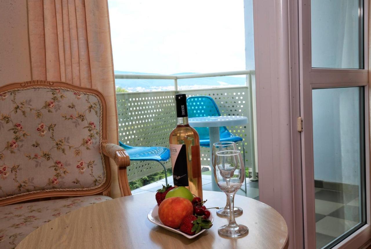 Grand Oasis Hotel 4*