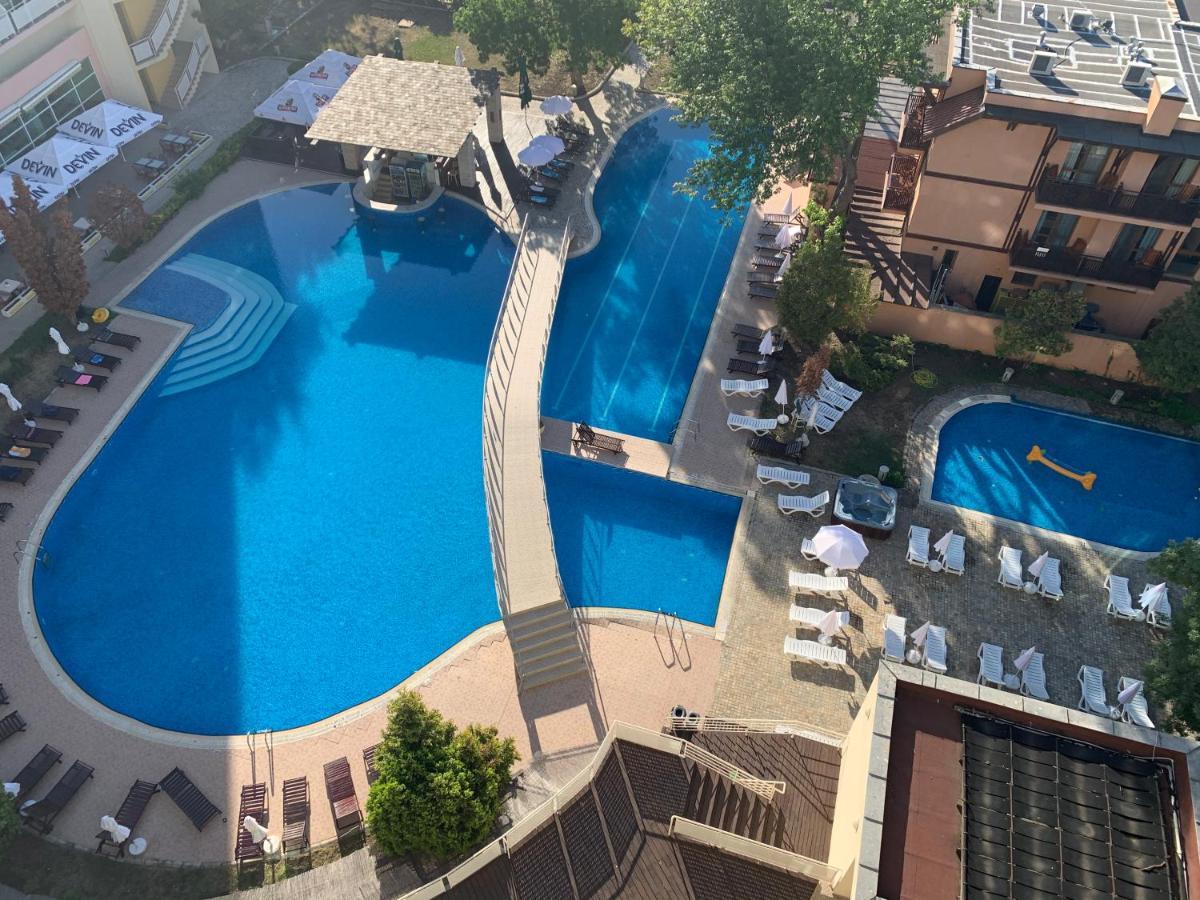 Grand Oasis Hotel 4*